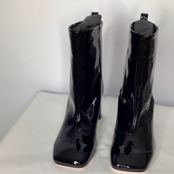 GOOD AMERICAN ~ BLACK PATENT LEATHER BOOTIES - Picture 5 of 8